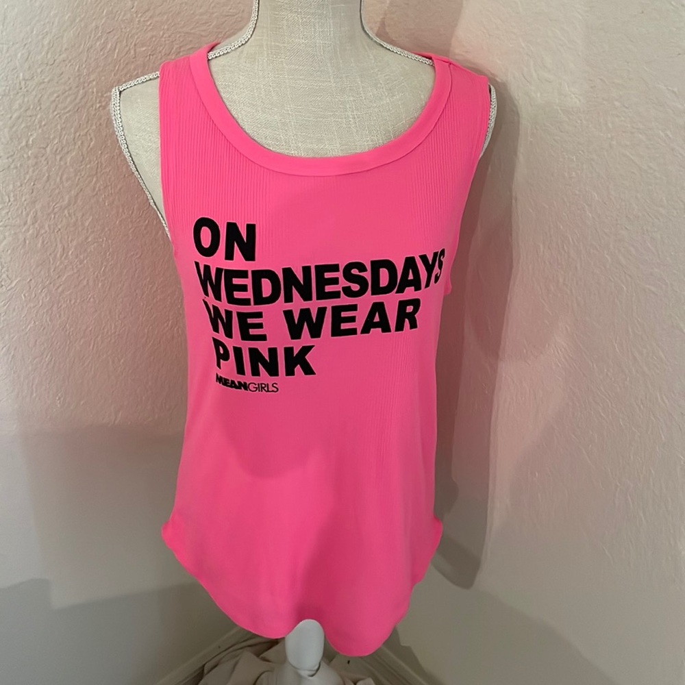 Mean Girls Hot Pink Ribbed Tank Top Size Medium